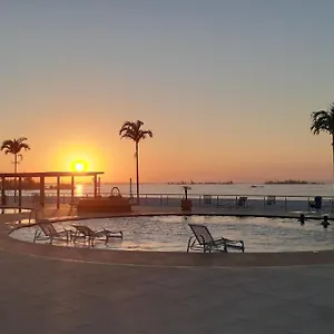 Apartamento Em - Rj